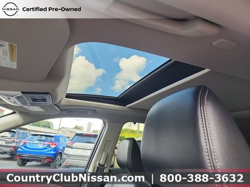 Used 2024 Nissan Rogue SL w/ SL Premium Package AWD/4WD image 14