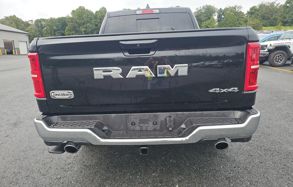 Used 2026 RAM 1500 Limited w/ Bed Utility Group AWD/4WD image 7