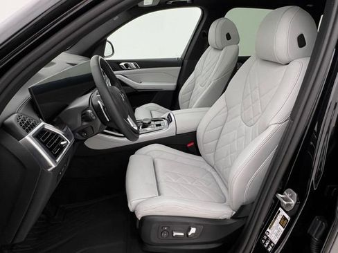 Used 2026 BMW X5 xDrive40i w/ Premium Package AWD/4WD image 13