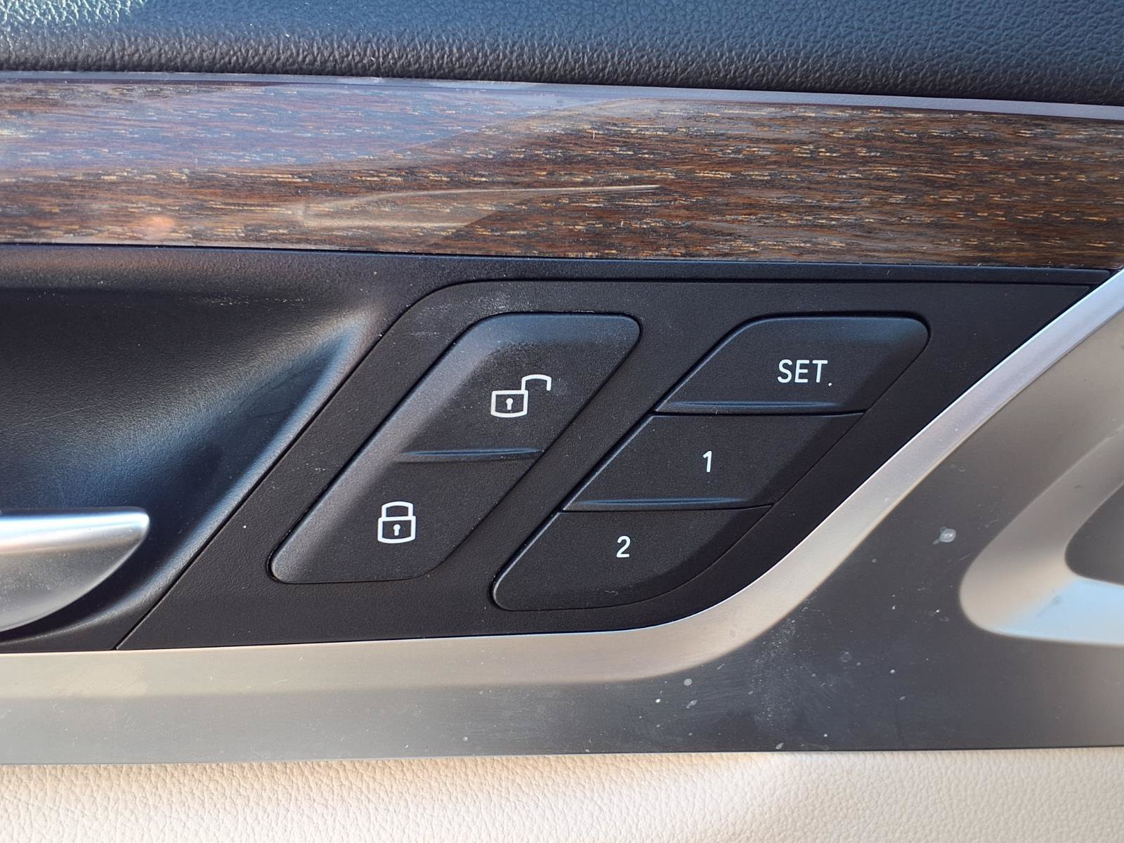 Used 2018 BMW X3 xDrive30i AWD/4WD image 6