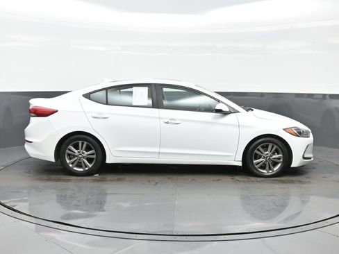 Used 2017 Hyundai Elantra Value Edition image 7