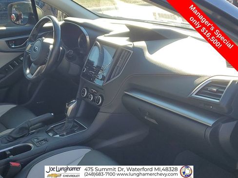 Used 2022 Subaru Crosstrek 2.5i Limited w/ Moonroof Package 2 AWD/4WD image 31