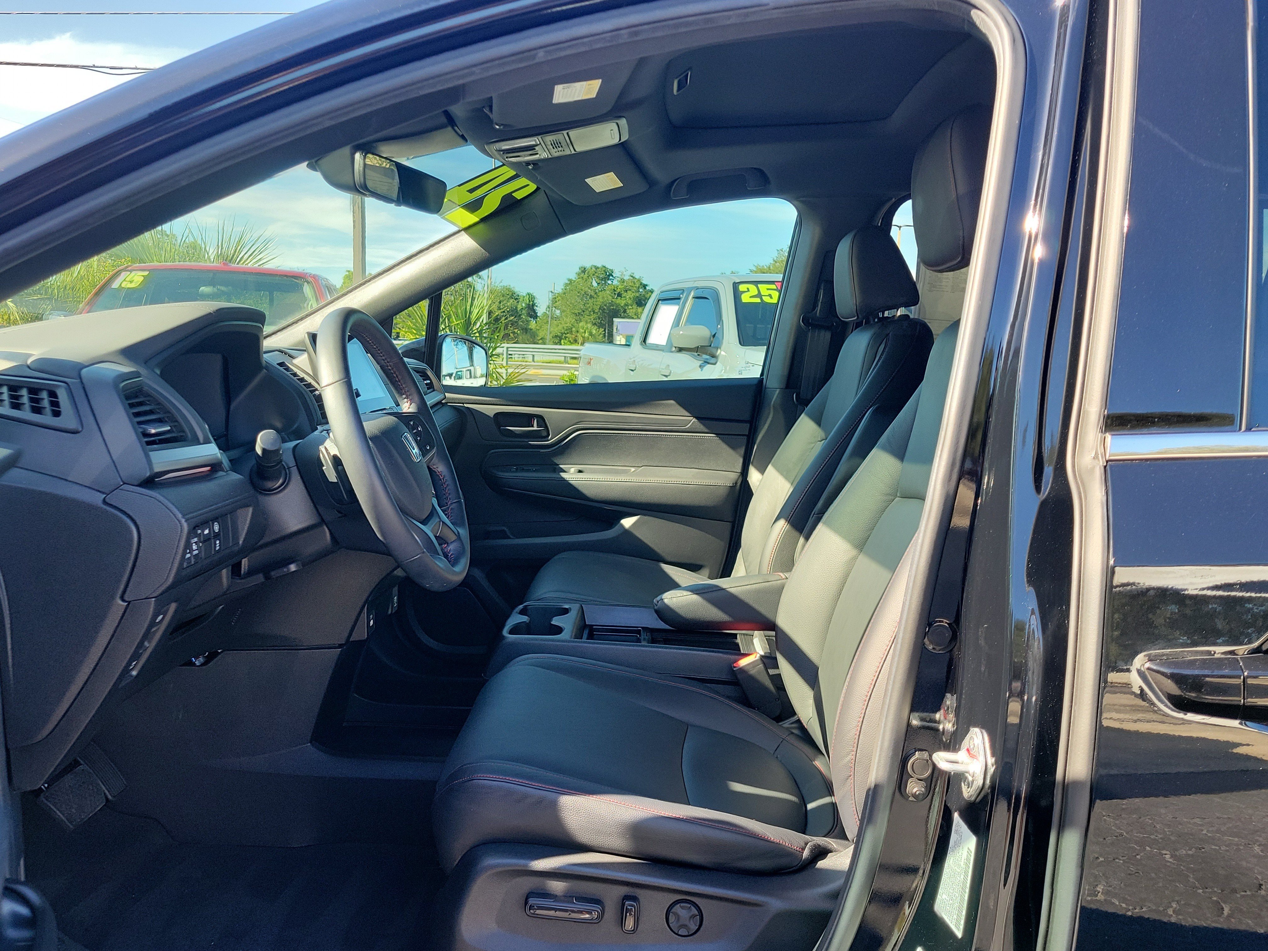 Used 2024 Honda Odyssey Sport image 19