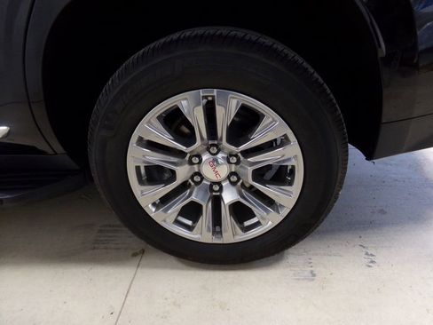 Used 2021 GMC Yukon Denali image 36