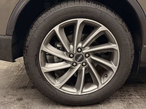 Used 2025 Lincoln Corsair AWD w/ Equipment Group 101A image 31