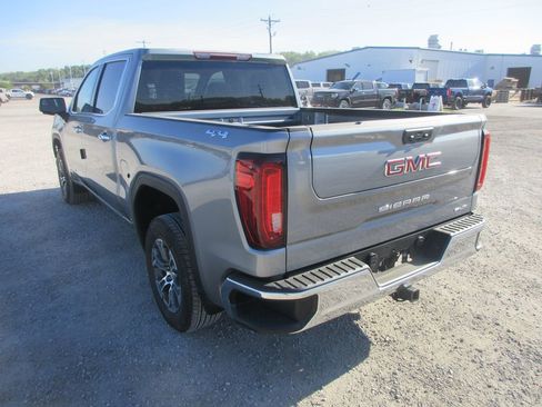 New 2026 GMC Sierra 1500 SLT AWD/4WD image 7
