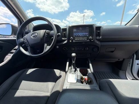 Used 2022 Nissan Frontier S w/ Technology Package AWD/4WD image 25