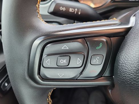 Used 2024 Jeep Wrangler Unlimited Sport AWD/4WD image 29