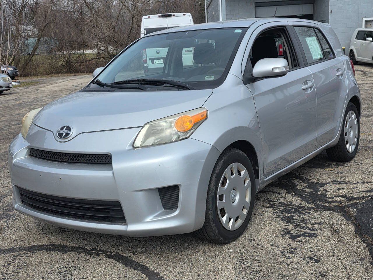 Used 2009 Scion xD FWD image 3