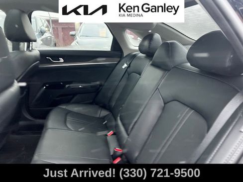 Used 2023 Kia K5 EX image 10
