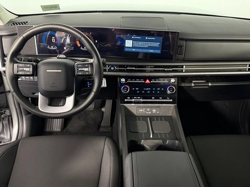 Used 2025 Hyundai Santa Fe SEL FWD image 14