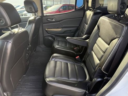 Used 2018 GMC Acadia Denali image 32