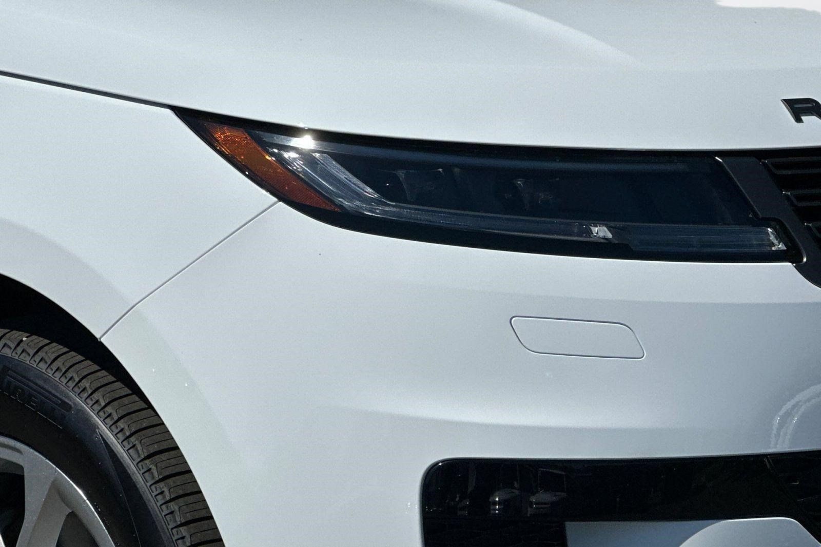 New 2026 Land Rover Range Rover Sport SE AWD/4WD image 10