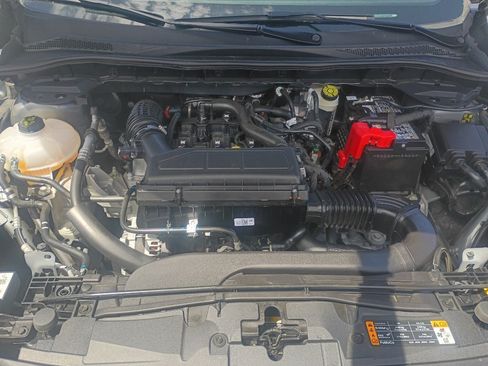 Used 2025 Ford Escape ST-Line AWD/4WD image 17