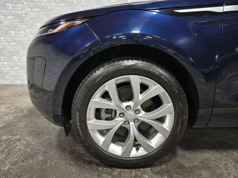 Used 2023 Land Rover Range Rover Evoque SE AWD/4WD image 58