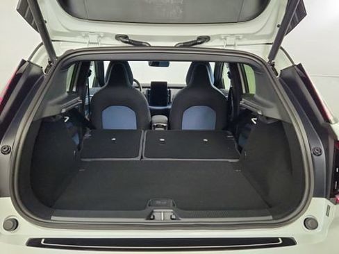New 2026 Volvo EX30 Plus w/ Protection Package Premier AWD/4WD image 37
