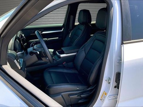 Used 2025 GMC Terrain Elevation w/ Black Edition AWD/4WD image 20