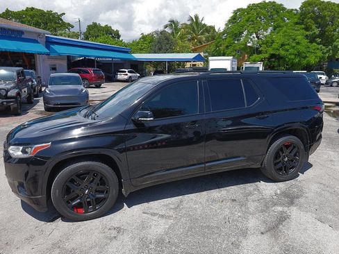 Used 2019 Chevrolet Traverse Premier w/ Redline Edition FWD image 4