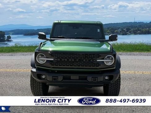 Used 2025 Ford Bronco Badlands AWD/4WD image 8