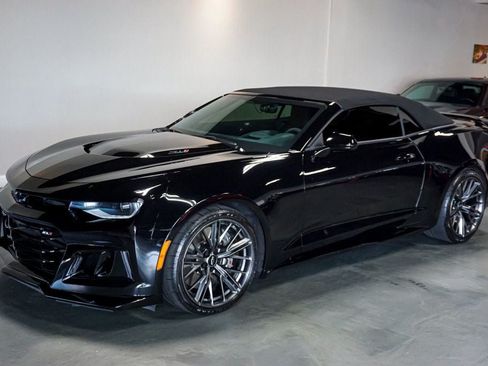 Used 2024 Chevrolet Camaro ZL1 RWD image 5