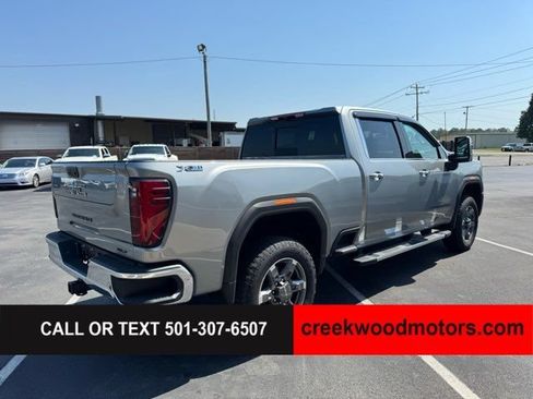 Used 2025 GMC Sierra 2500 SLT w/ SLT Premium Package AWD/4WD image 4