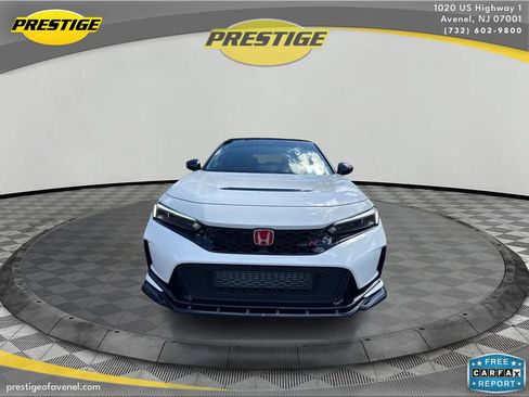 Used 2023 Honda Civic Type R image 2