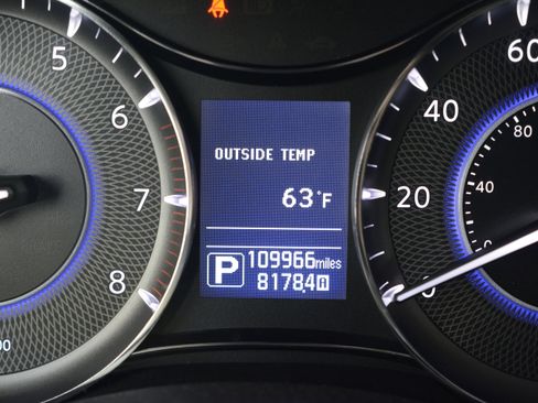 Used 2017 INFINITI QX80 Signature Edition RWD image 19