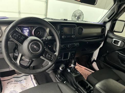 Used 2018 Jeep Wrangler Unlimited Sport AWD/4WD image 14