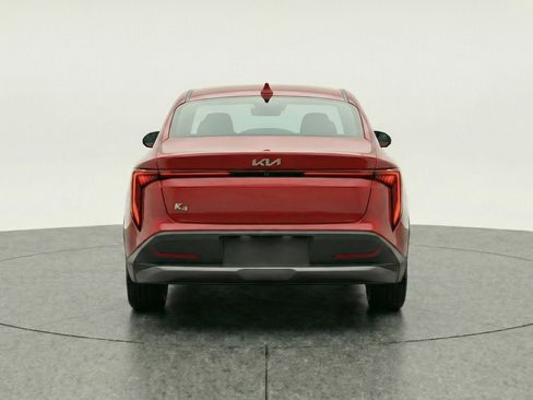 Used 2025 Kia K4 LXS image 7