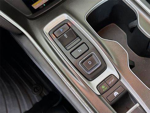 Used 2019 Honda Accord Touring image 15
