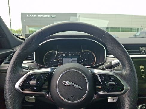 Used 2023 Jaguar F-PACE R-Dynamic S AWD/4WD image 20