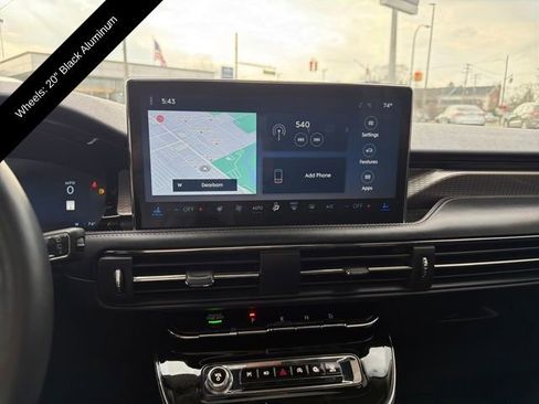 Used 2023 Lincoln Corsair Reserve image 23