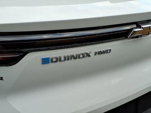 New 2026 Chevrolet Equinox EV LT image 5
