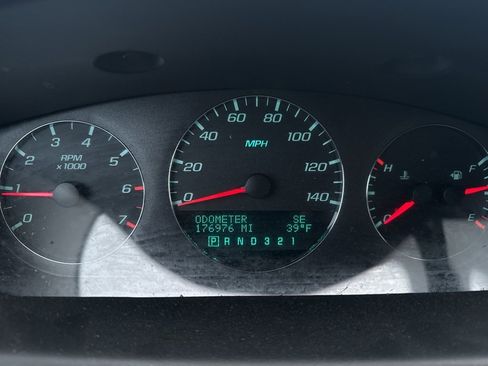 Used 2011 Chevrolet Impala LT image 4