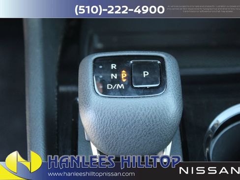 Used 2025 Nissan Rogue SV FWD image 24