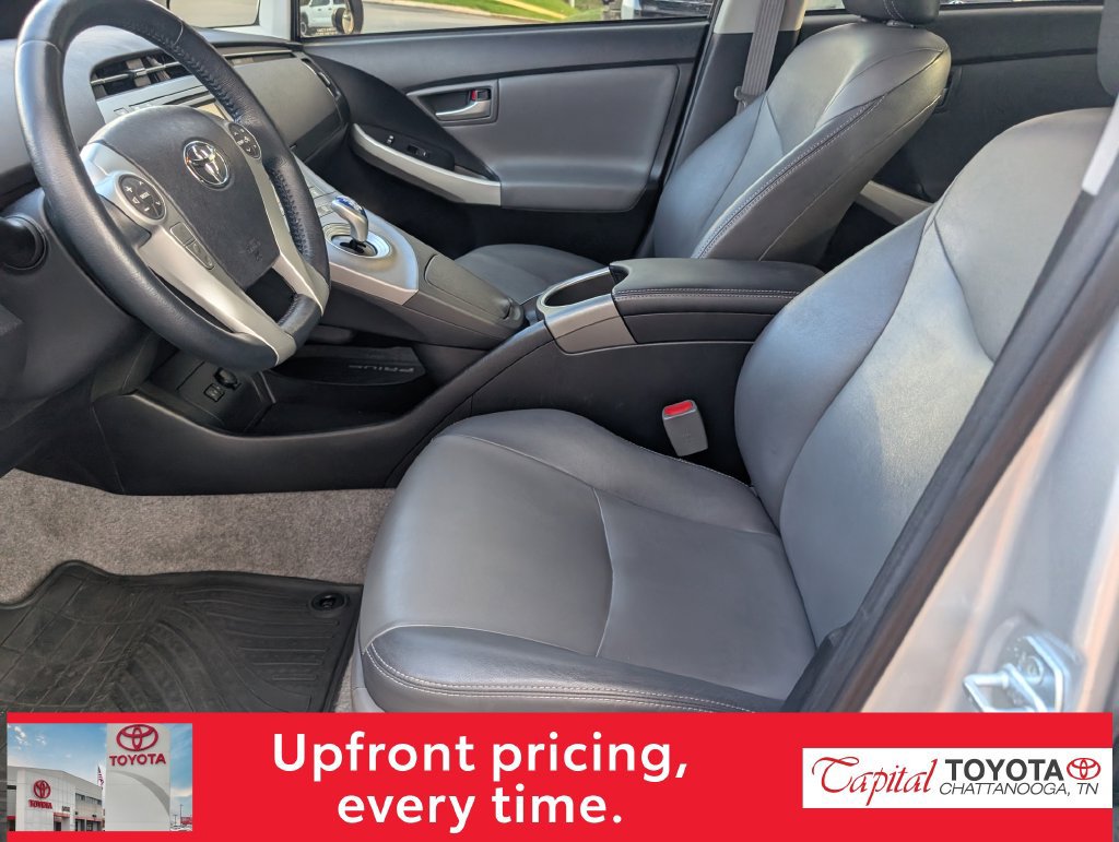 Used 2015 Toyota Prius Four FWD image 12