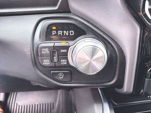 Used 2025 RAM 1500 Laramie image 16