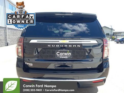 Used 2024 Chevrolet Suburban LT AWD/4WD image 4