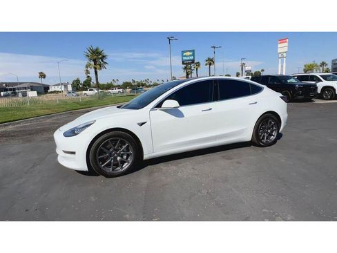 Used 2020 Tesla Model 3 Long Range AWD/4WD image 8