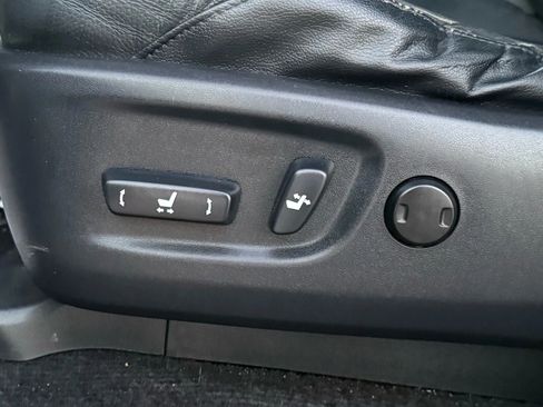 Used 2010 Toyota 4Runner SR5 image 15