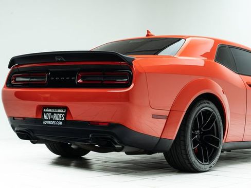 Used 2019 Dodge Challenger SRT Hellcat image 14