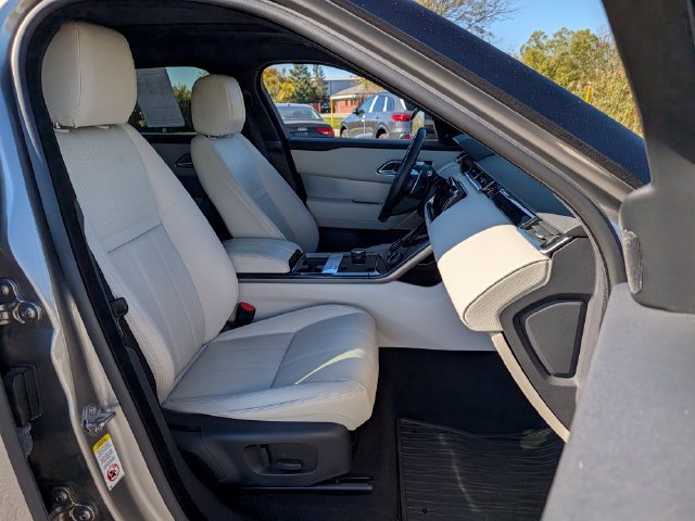 Used 2019 Land Rover Range Rover Velar R-Dynamic SE AWD/4WD image 26