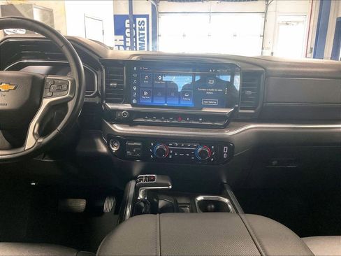 Used 2024 Chevrolet Silverado 1500 LTZ w/ Technology Package AWD/4WD image 18
