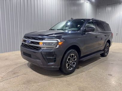 Used 2024 Ford Expedition XLT