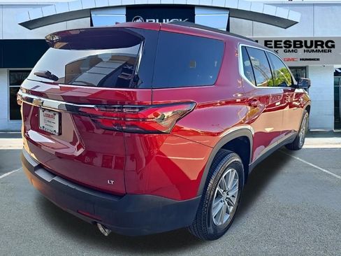 Used 2023 Chevrolet Traverse LT FWD image 7