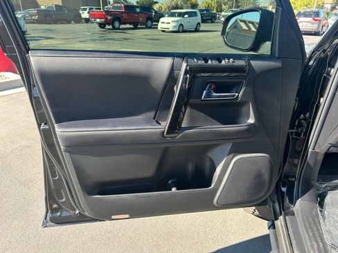 Certified 2023 Toyota 4Runner 40th Anniversary SE image 10