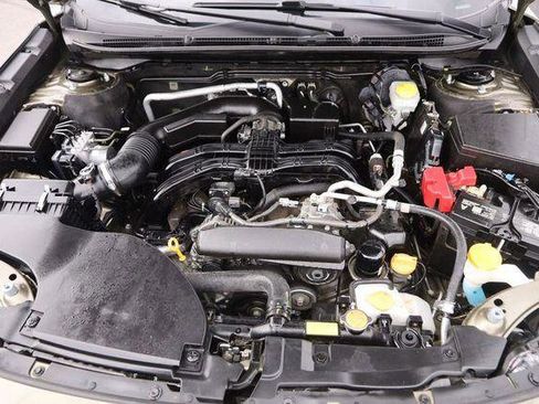 Used 2025 Subaru Outback Onyx Edition AWD/4WD image 28