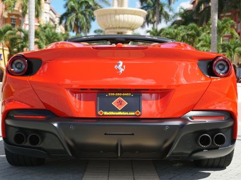 Used 2022 Ferrari Portofino M RWD image 42