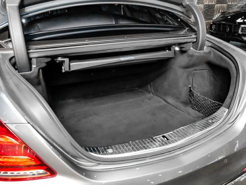 Used 2019 Mercedes-Benz S 560 Sedan image 53
