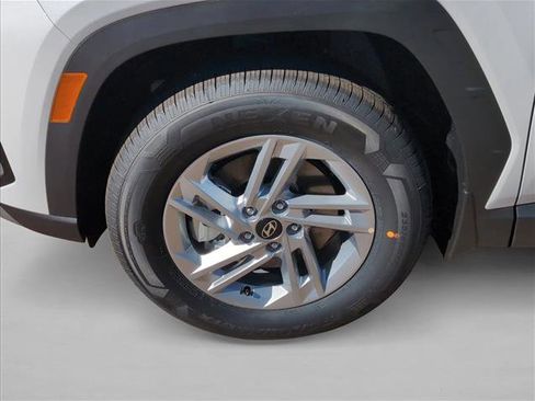 New 2026 Hyundai Tucson SE image 10